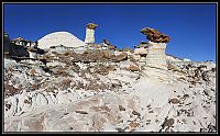 Dateinumm=Pano_White_Valley_-_IMG_0070_DxO_-_9_picts_-_8144x4962_-_83_89x51_12_-_V1_4_2_redimensionner.jpg
Gréisst vun der Datei=498KB
Dimensiounen=1866x1163
Datum vum Upload=September 14, 2009 Pano_White_Valley_-_IMG_0070_DxO_-_9_picts_-_8144x4962_-_83_89x51_12_-_V1_4_2_redimensionner.jpg